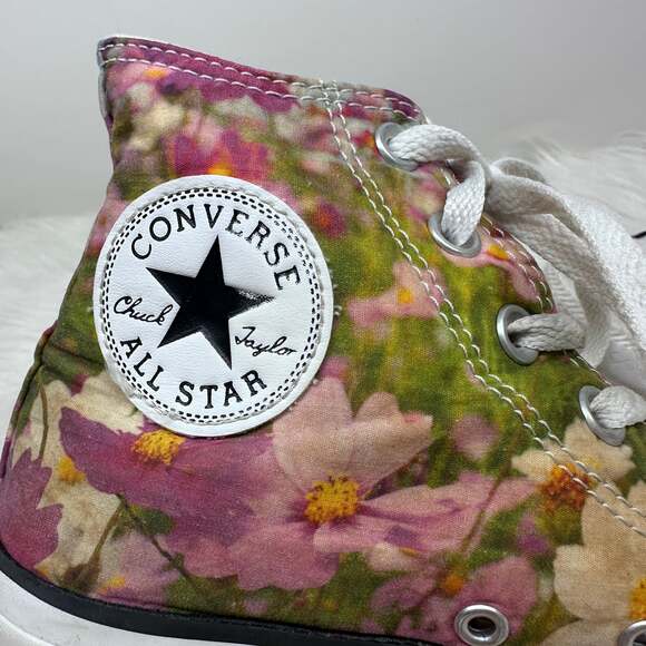 Converse - Picture 9 of 13